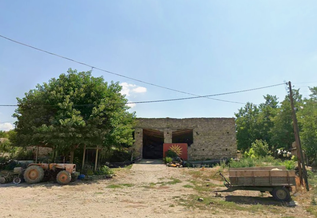 СПОМЕНИК НА НАШАТА НЕГРИЖА